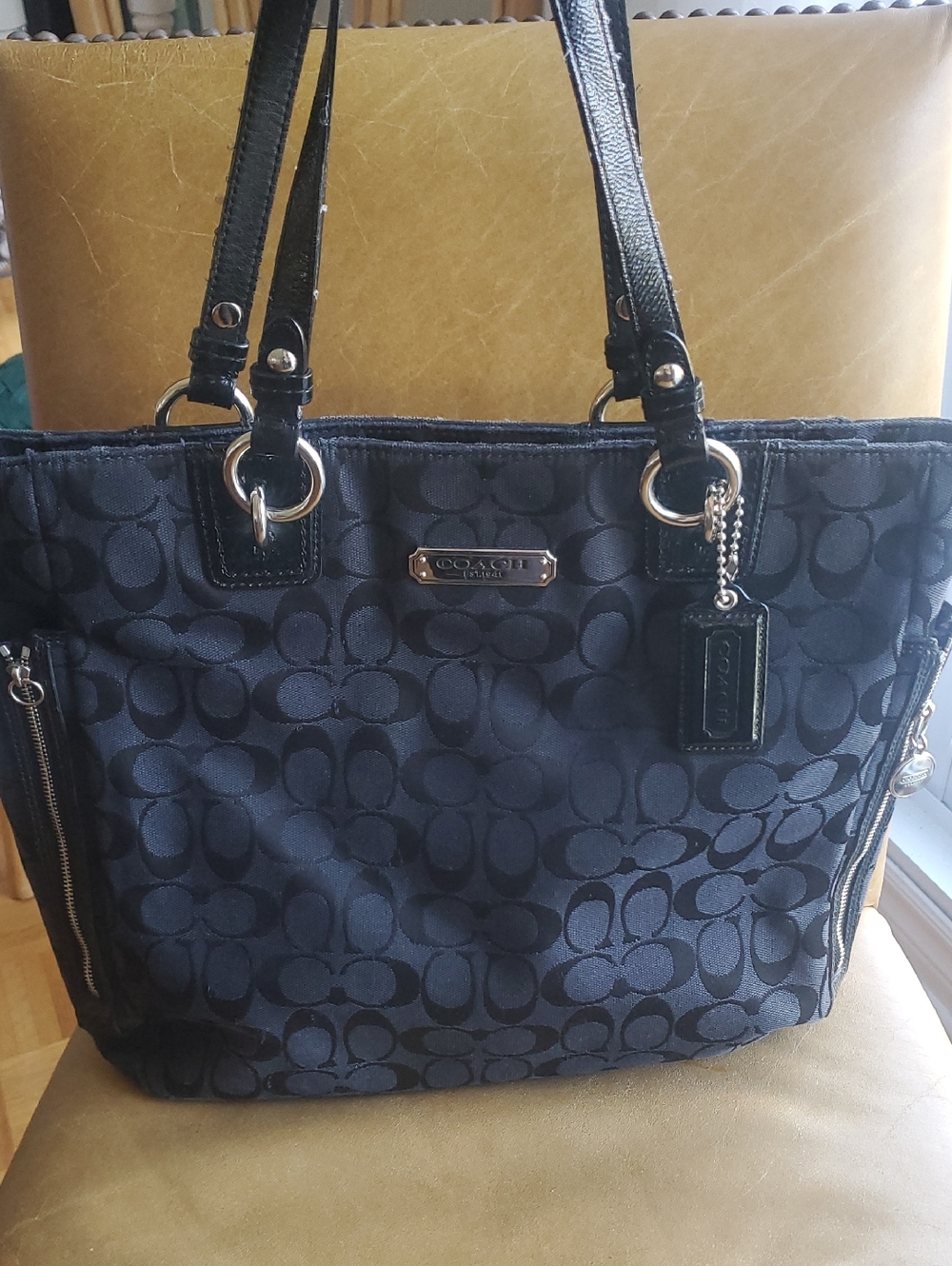 Coach Signature Vintage Tote Shoulder Bag